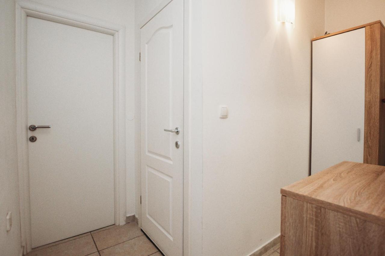 Double And Single S Apartments Zadar Luaran gambar